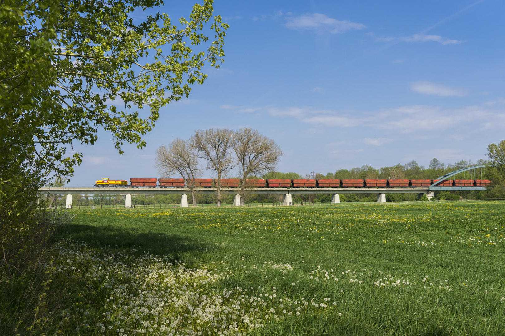 Frühling an der Kohlebahn.