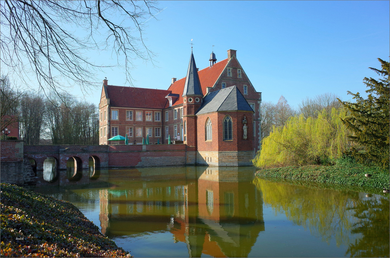 Frühling auf Burg Hülshoff