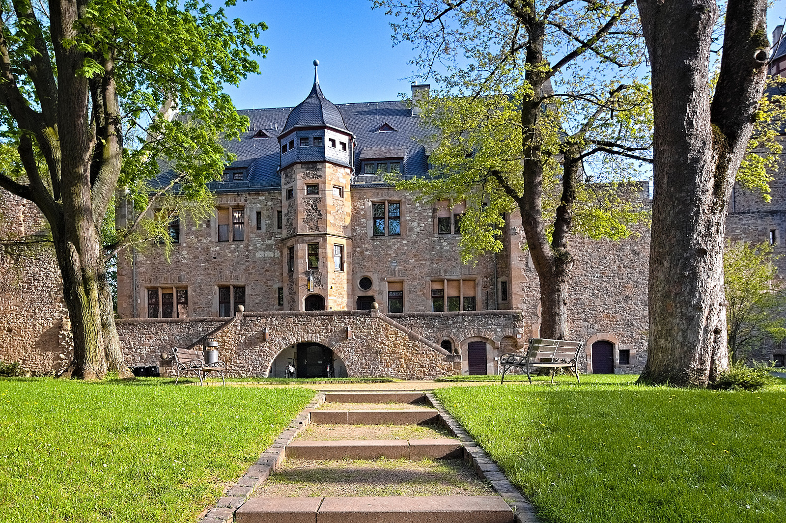 Frühling im Alzeyer Schloss