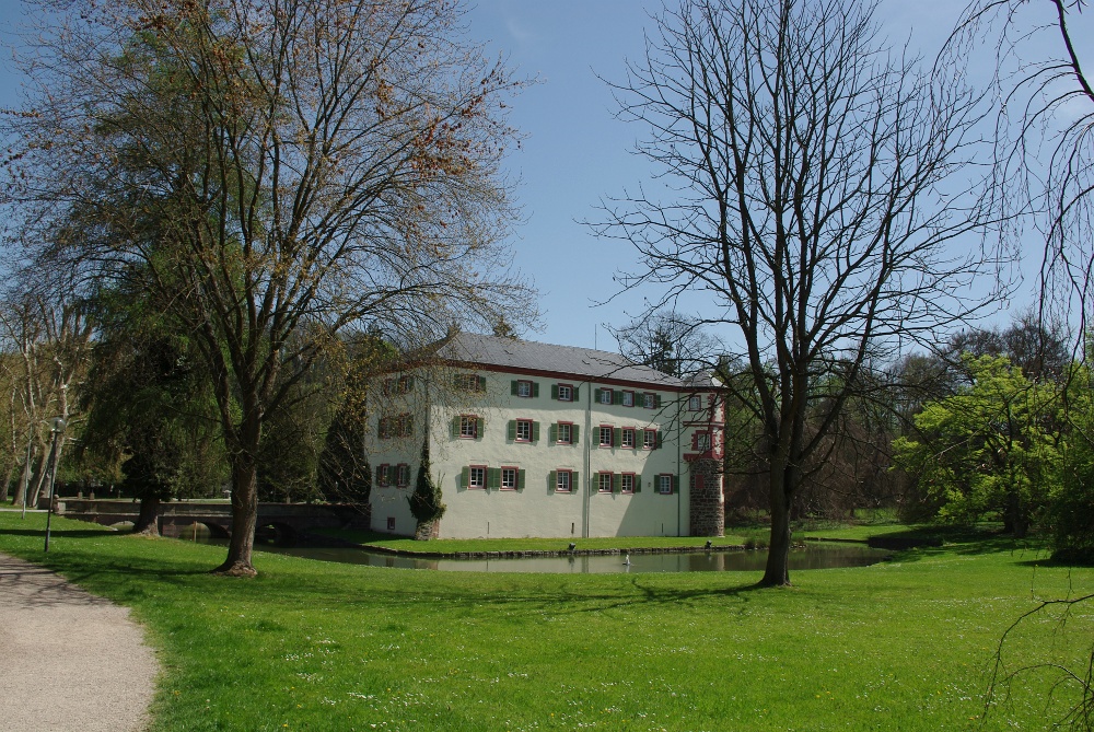 Frühling im Schloßpark