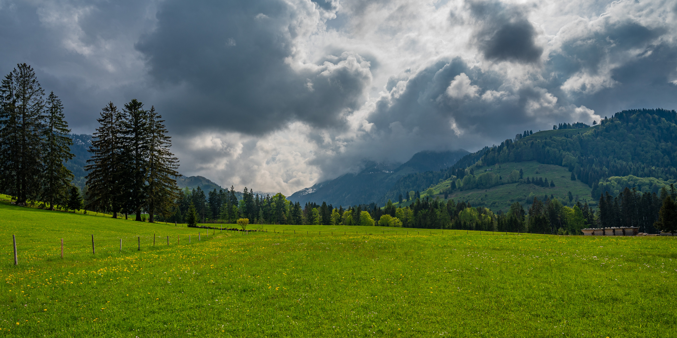 Frühling in den Bergen