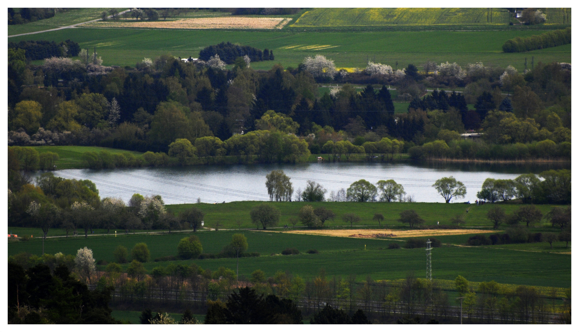 Frühling in der Lahn-Aue