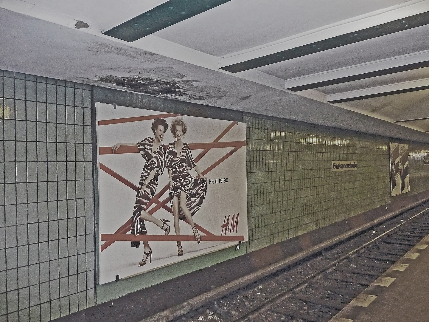 FRÜHLING IN DER U-BAHN