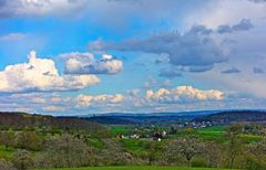 "Frühling lässt sein blaues Band...