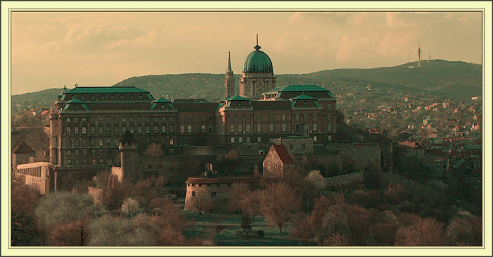  Frühlings-Abendzeit, Budapest