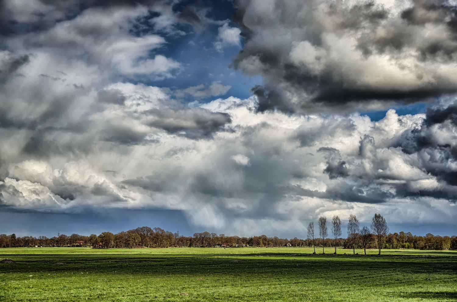 Frühlings-Aprilwolken 