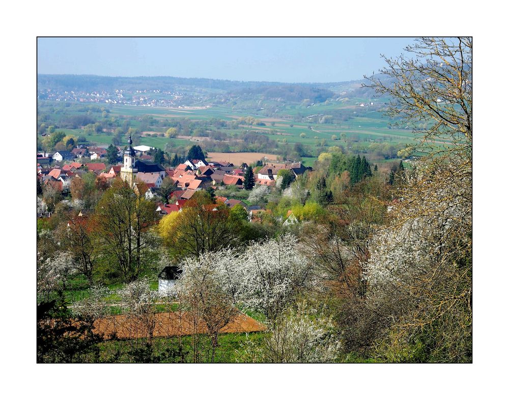 Frühlingsblick auf Pretzfeld