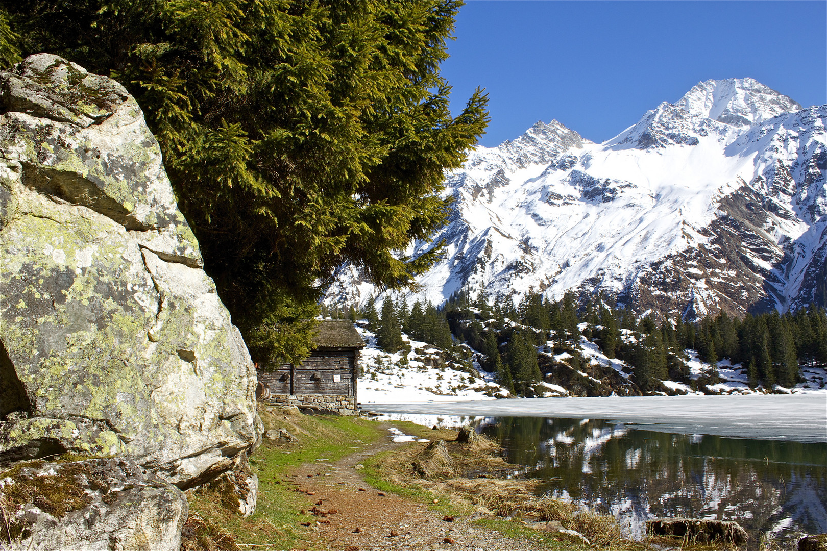 Frühlingserwachen am Golzernsee