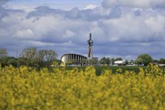 Frühlingsfarben am alten Sender Europe 1