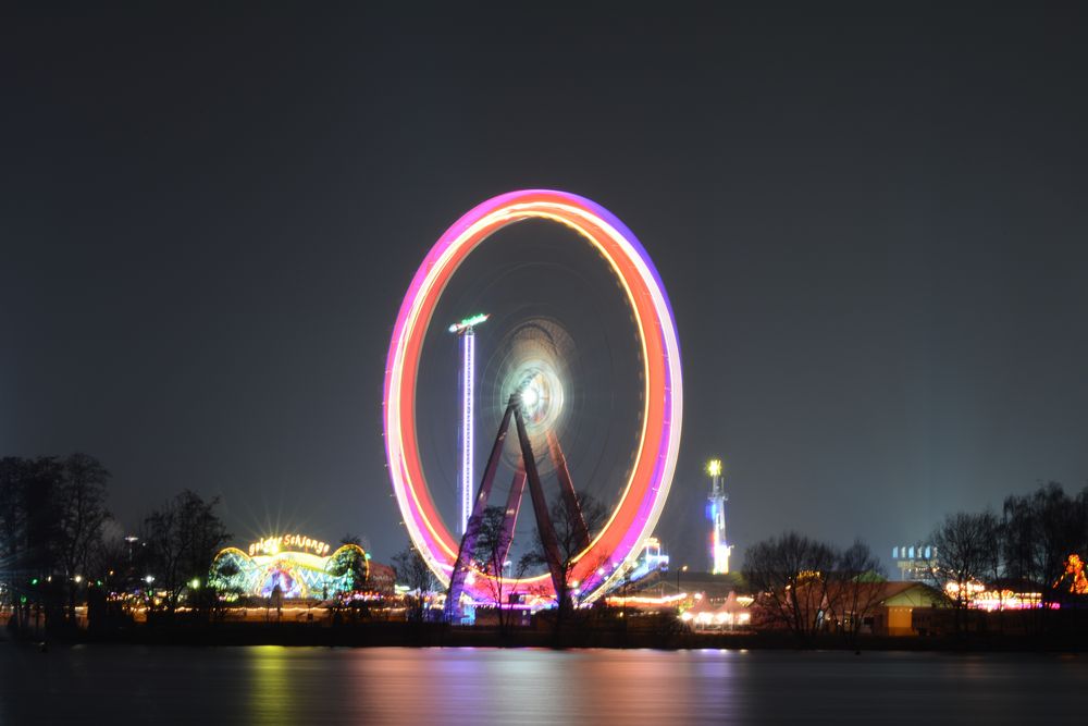 Frühlingsfest 2013 bei Nacht