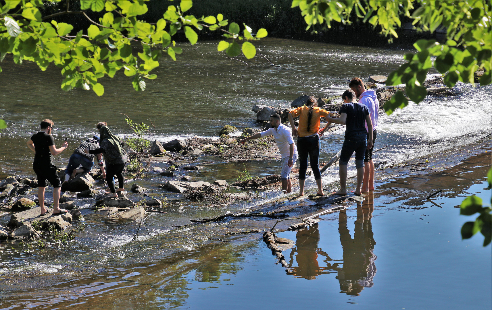 Frühlingsfreuden am Fluss