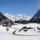 Frühlingslandschaft mit Schnee