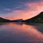 Frühlingssonnenuntergang am Walchensee