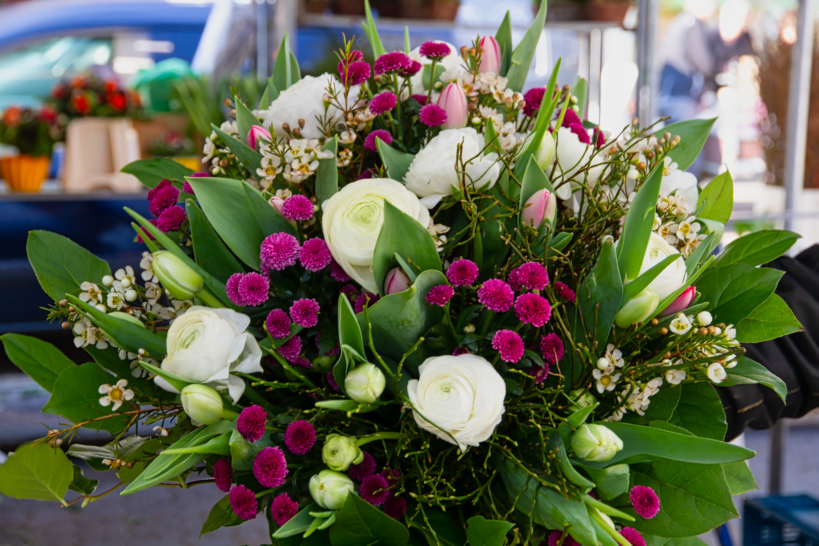 Frühlingsstrauss mit Tulpen