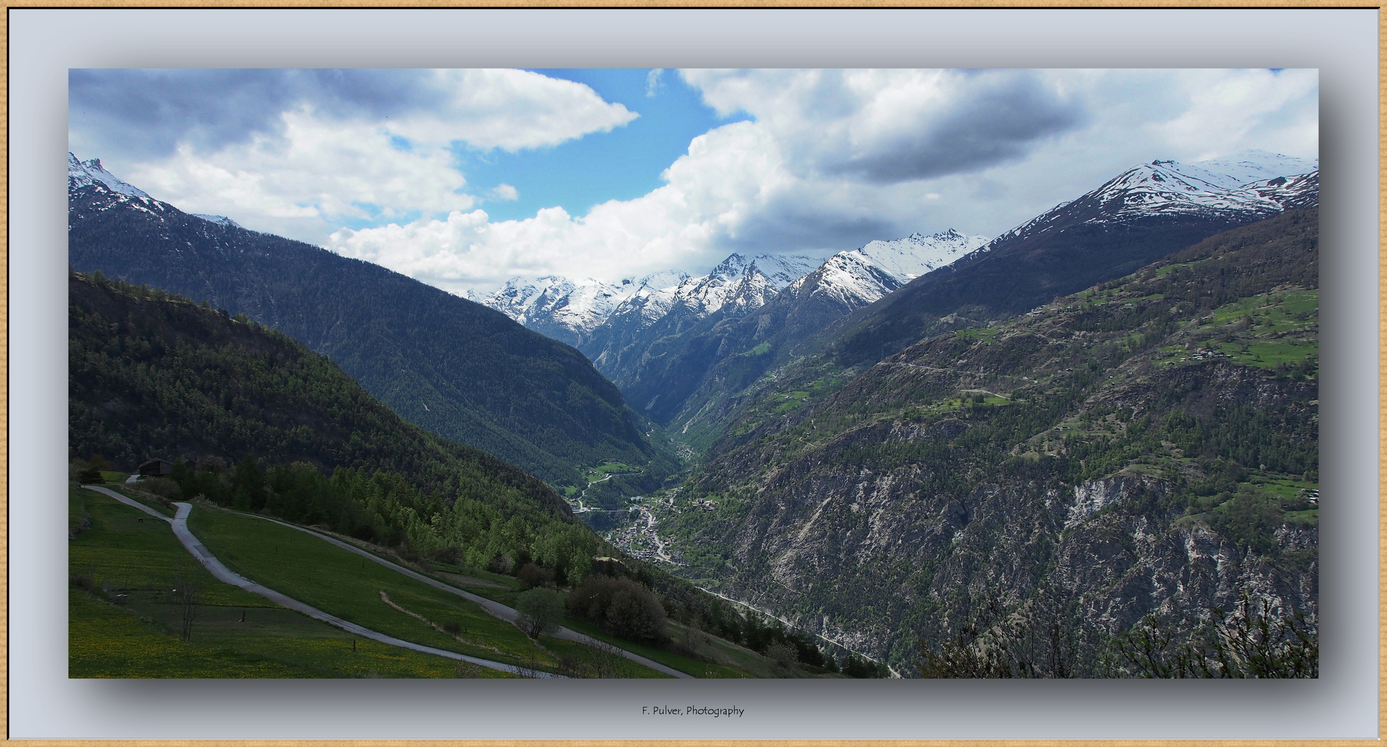 Frühlingstag im Kanton Wallis