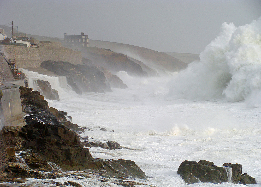 Frühlingswindchen in Porthleven am 10.03.2008 II