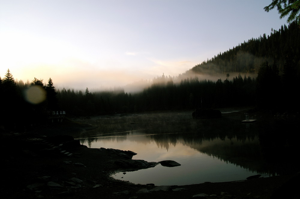 Frühmorgens am Caumasee/Flims