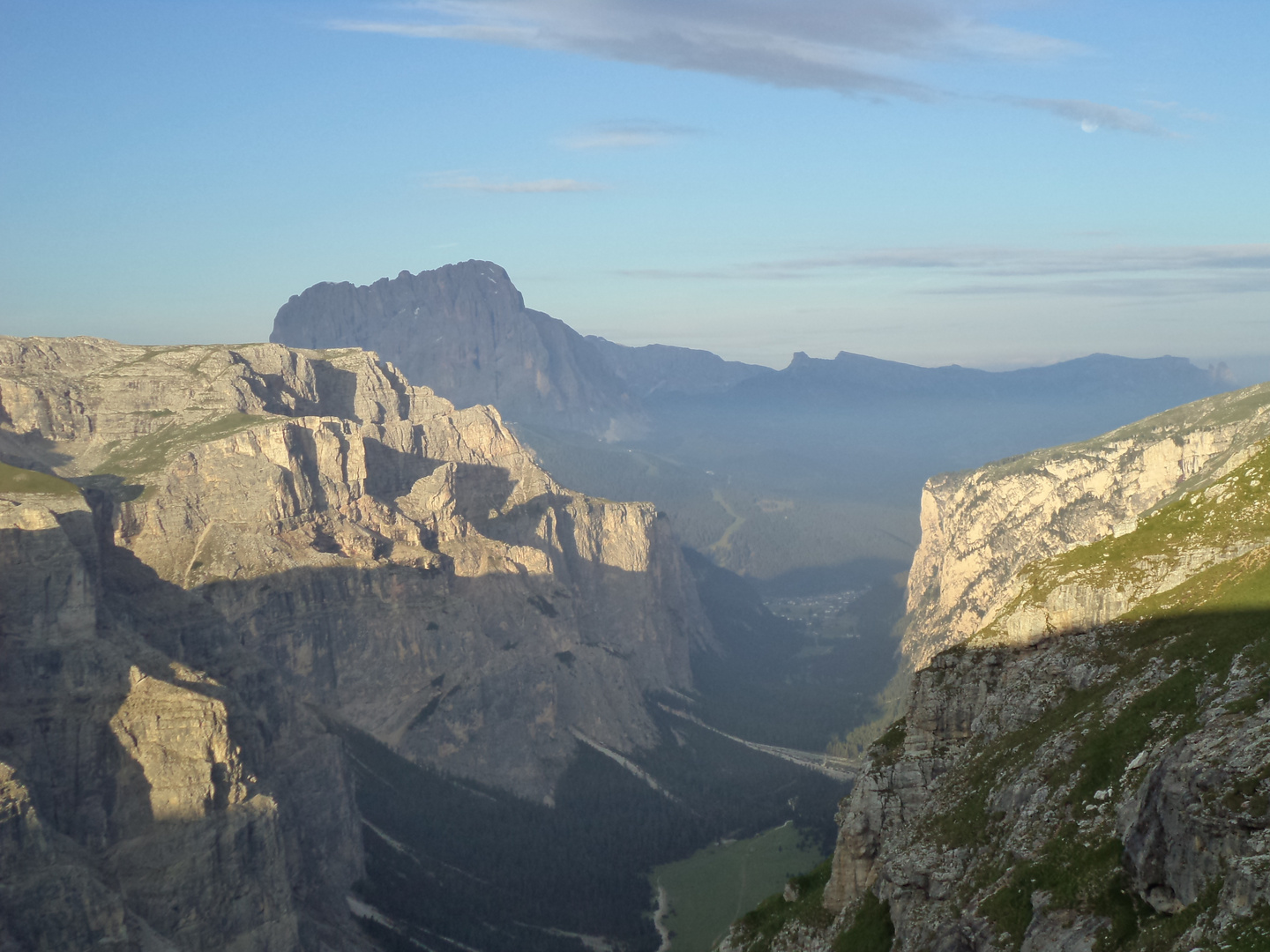 Frühmorgens in den Dolomiten