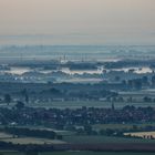 Frühnebel über der Rheinebene