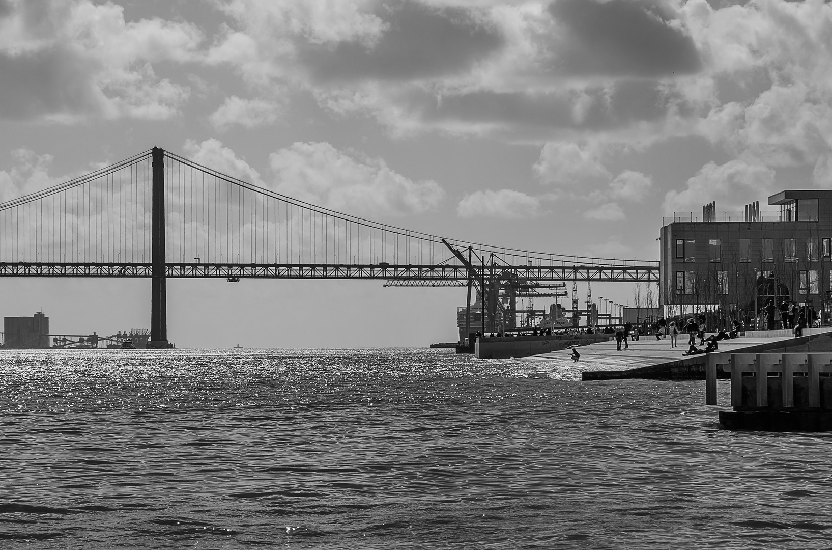 Frühsommmertag am Tejo Fluss