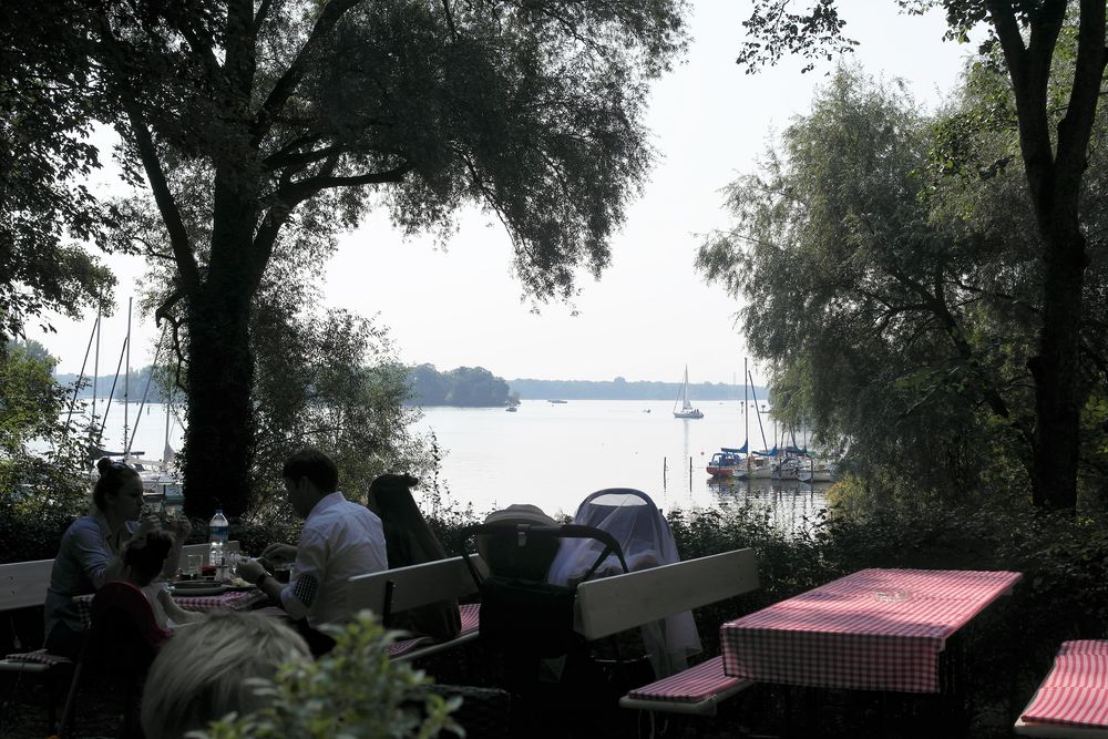 Frühstück mit Ausblick auf den Tegeler See