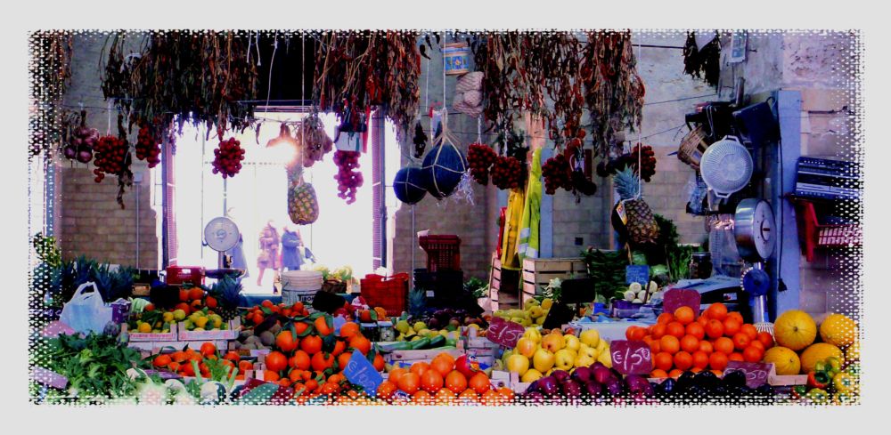 Fruit market