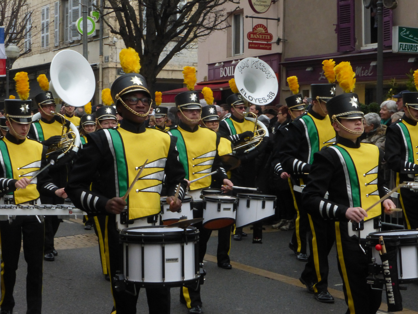 fête des conscrits - Villefranche sur Saône - jaune mercredi