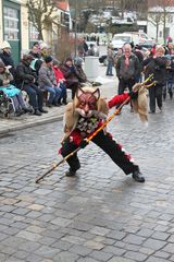 Fuchchs kniet sich rein