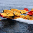 Fuego - Feuerlöschflugzeug beim Löschwasser tanken 3