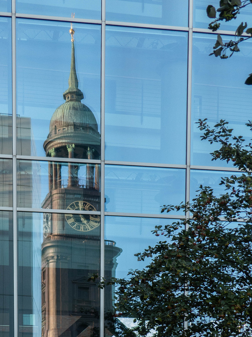 Fünf Uhr....Dienstag ist Spiegeltag