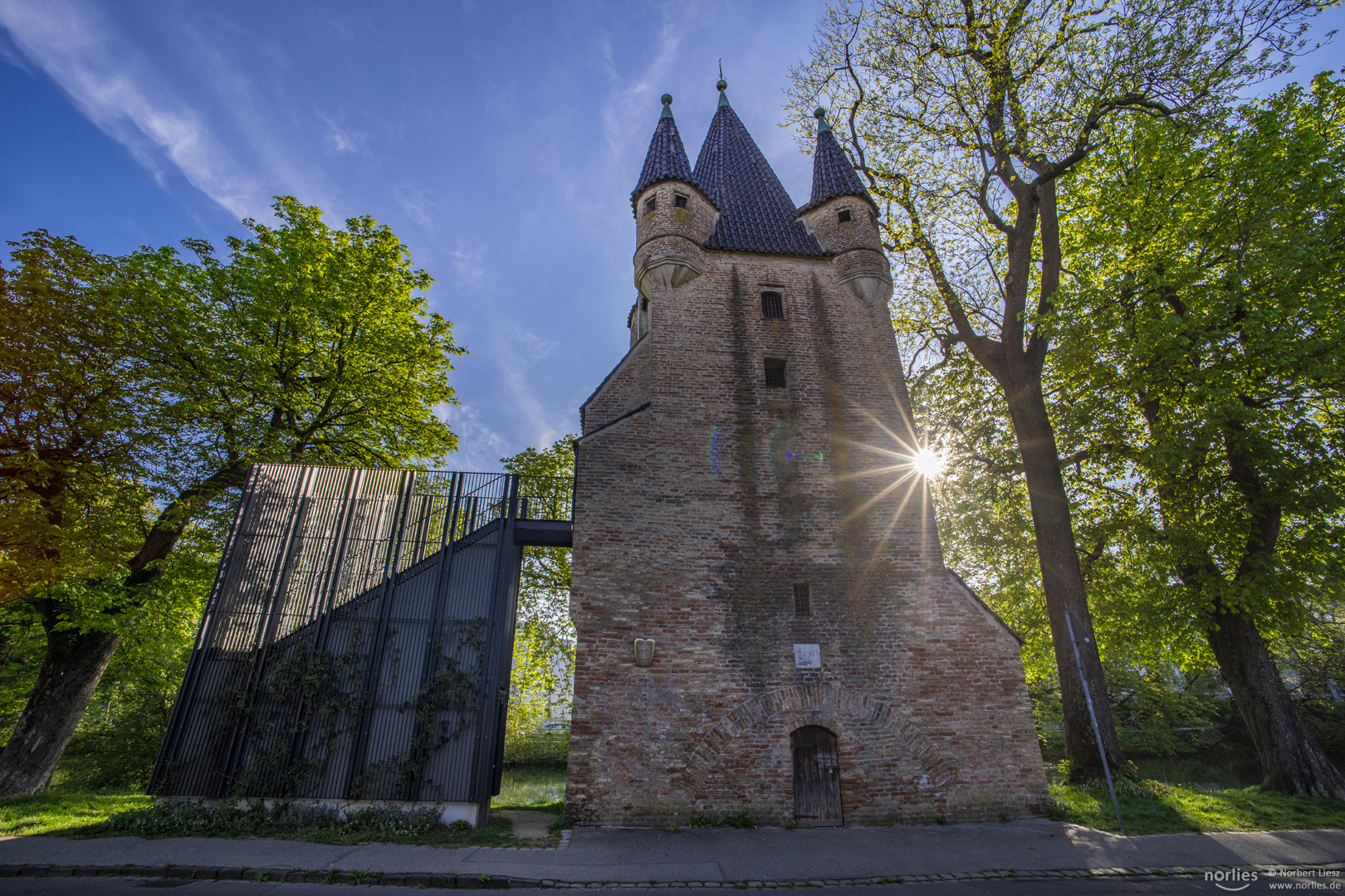 Fünffingerlesturm mit Sonnenstern