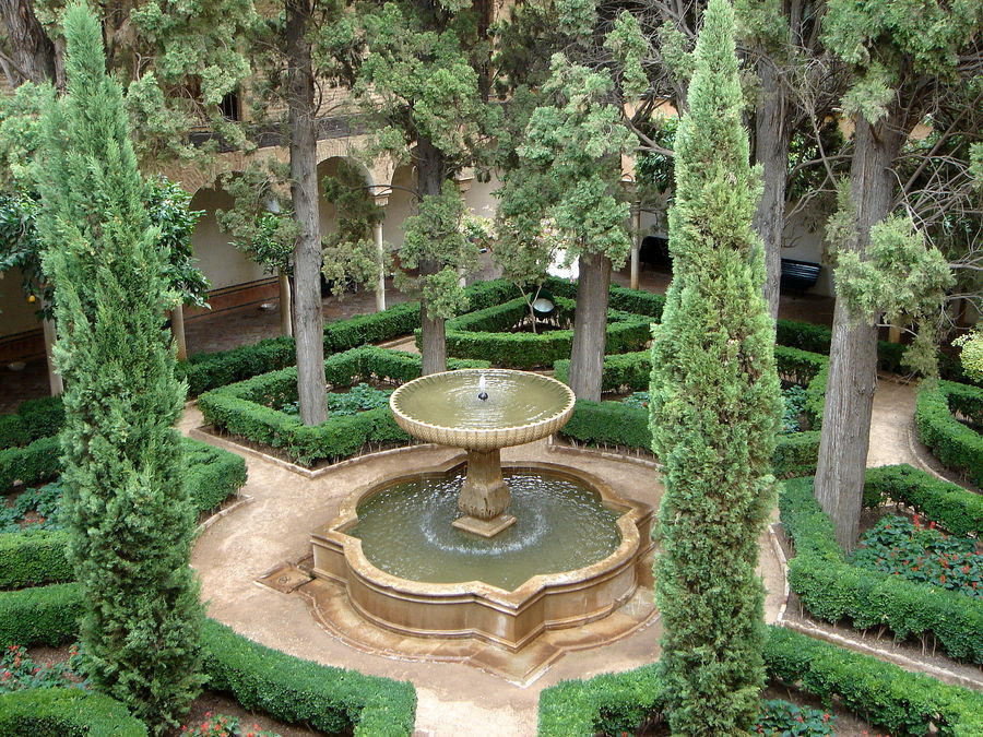 fuente alhambra