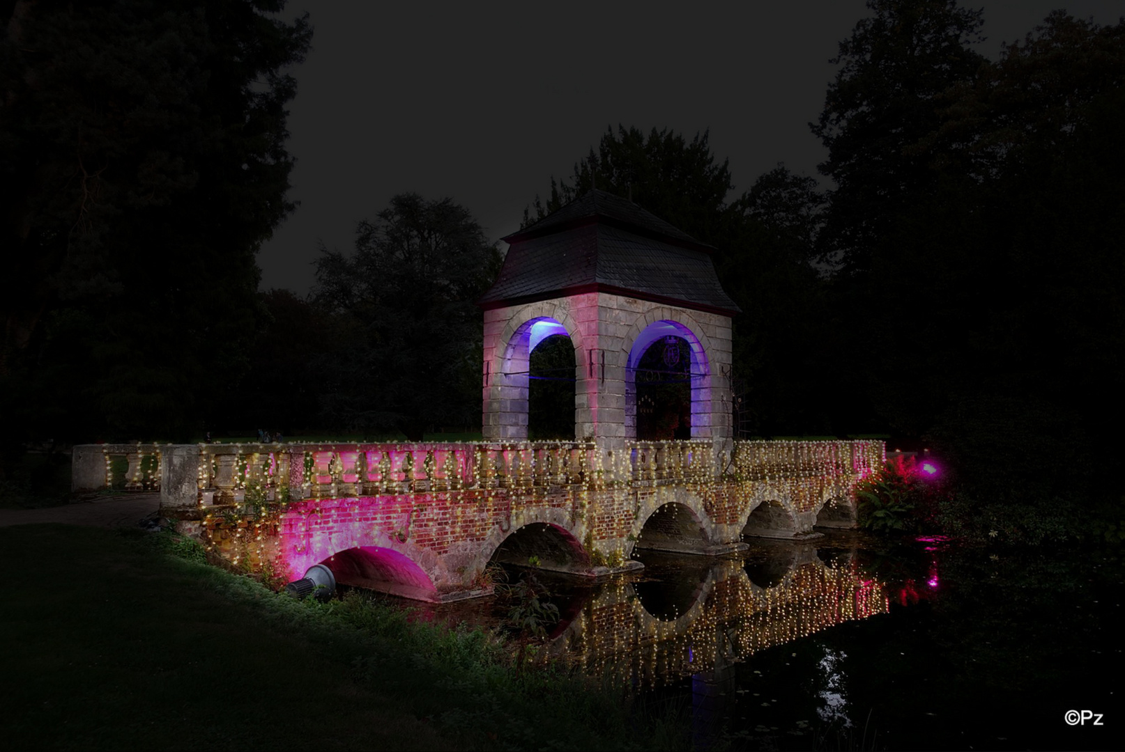 Für Dienstag ist Spiegeltag: Die Barockbrücke von Schloss Dyck (2) ...