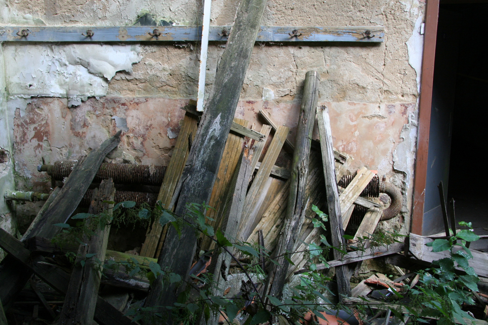 Für Garderobe wird keine Haftung übernommen Foto & Bild ...