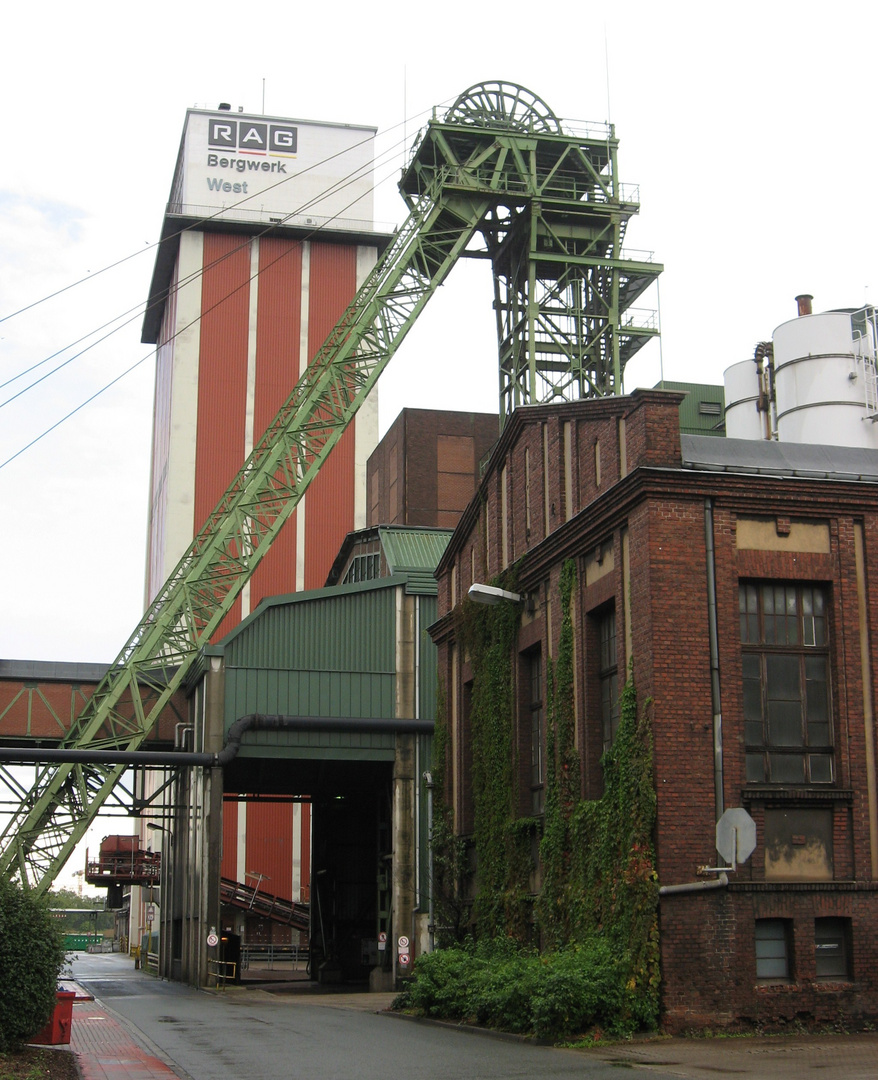 Für Hartmut Günzel, Ullrich Kammertöns und die nette Leute von Bergwerk West