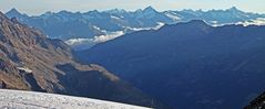 für mich ein grandioser Blick ins Berner Oberland aus 3500m Höhe...