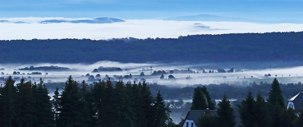 Für mich zum Teil gefälligere Wirkung der Landschaft mit geringerer Teleeinstellung...