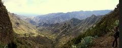 Für Monteverde: der Blick vom Köhlerpass (Cumbre de Carbonera) ...