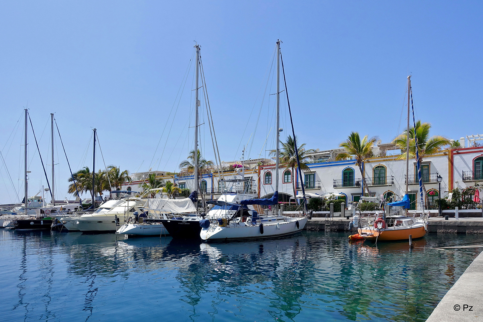 Für Morgen: Dienstag ist Spiegeltag: Puerto de Mogan ...