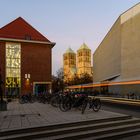 [ Fürstenberghaus, Dom und Landesmuseum, am Abend ]