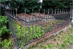 Fürstengrab, alter städtischer Friedhof