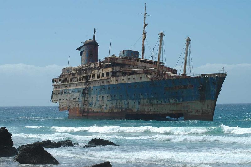 Fuerteventura, nave abbandonata