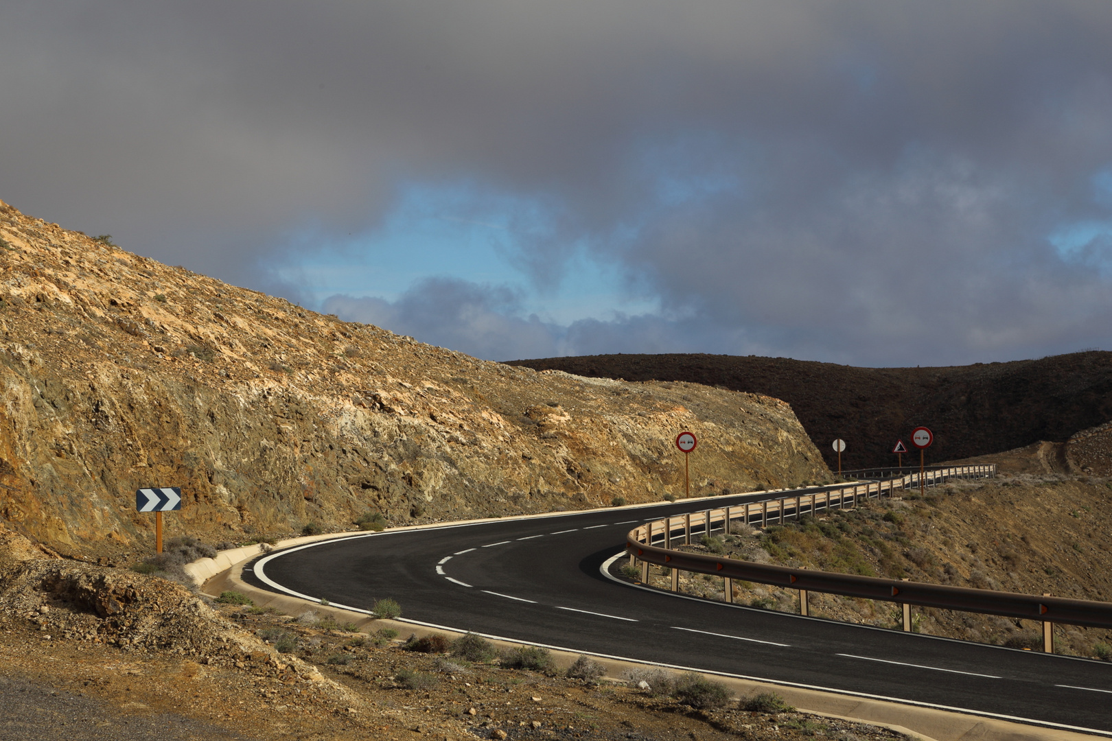 Fuerteventura roads