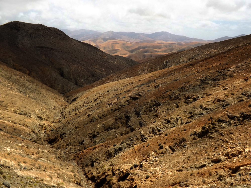 Fuerteventura - Un mar de montañas