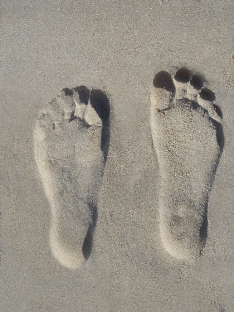 Füße im Sand Foto & Bild stillleben, arrangierte szenen, motive