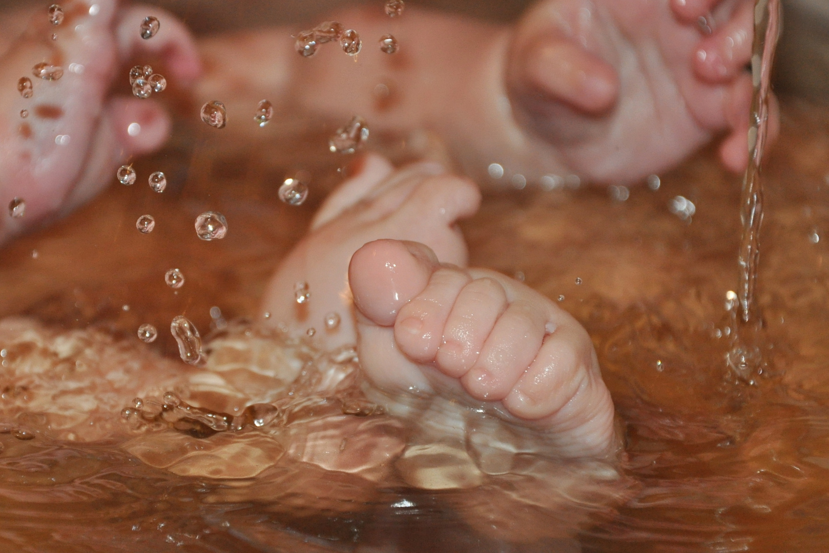 Füsse im Wasser