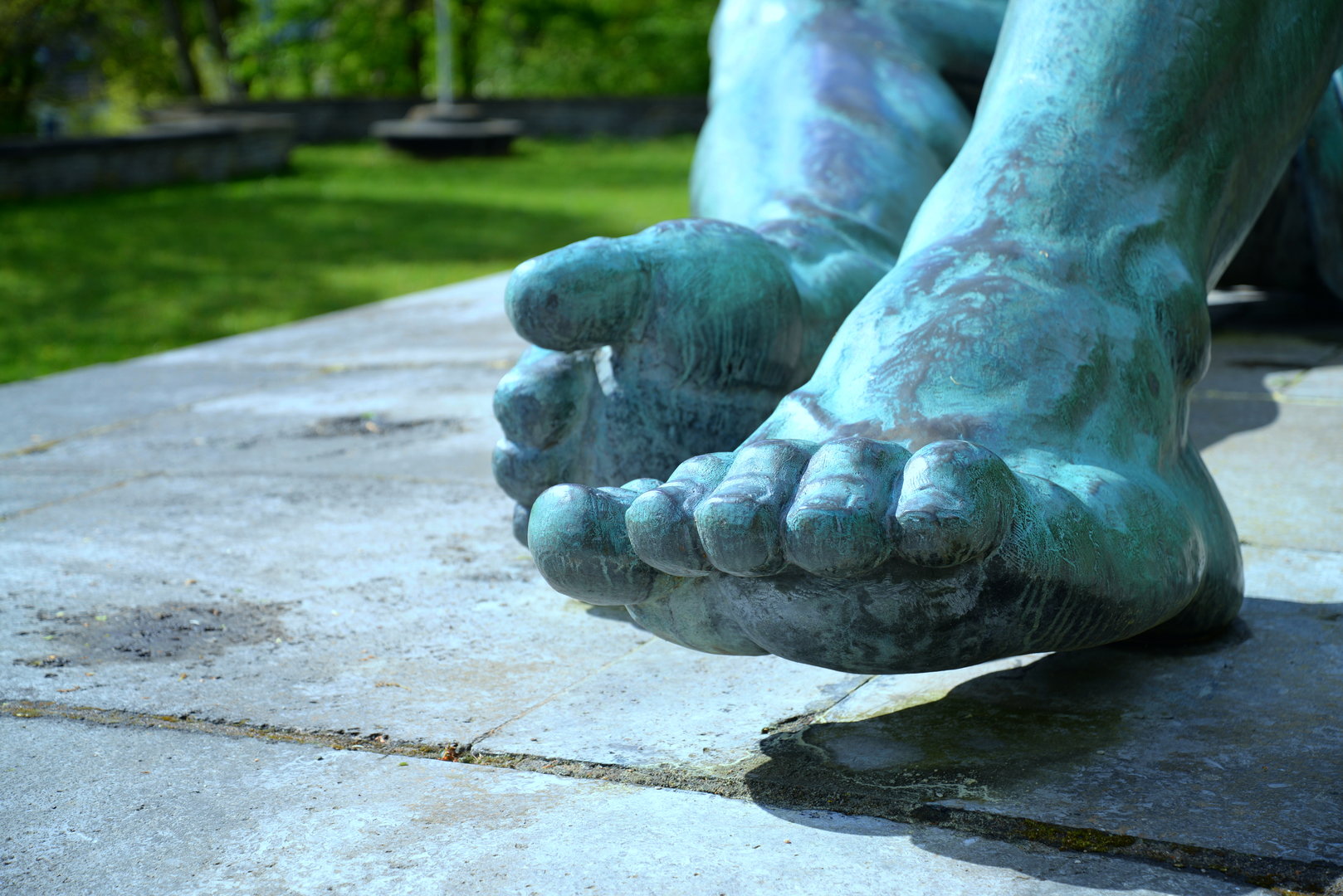 Fuesse Statue Lüdenscheider Stadtpark