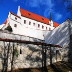 Füssen Hohes Schloss(ab 1486), Zwinger dahinter oben der Südflügel