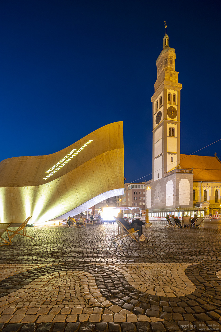 Fugger Pavillon mit Perlachturm