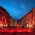 Fuggerplatz ganz in Rot.